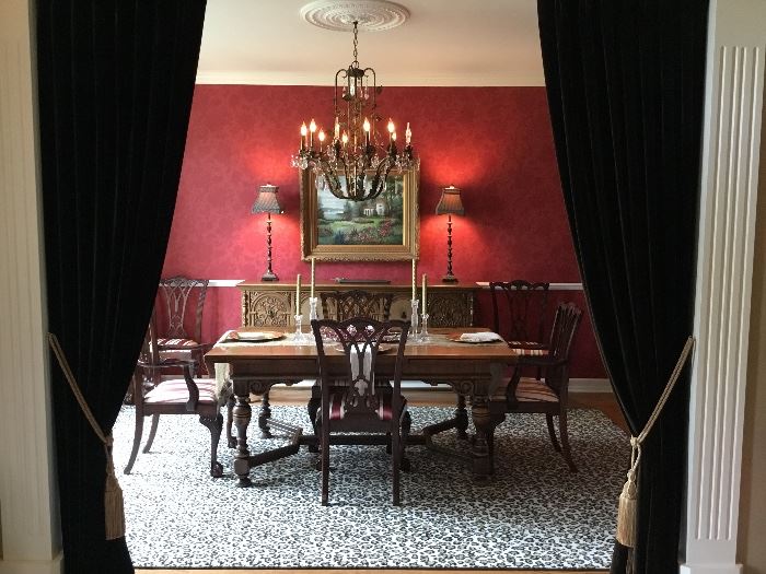 Dining table with stored leaves and 6 dining chairs with silk fabric