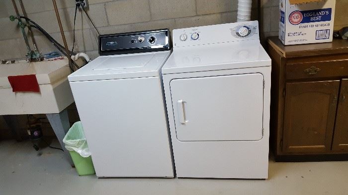 Clothes Washer & Gas Dryer