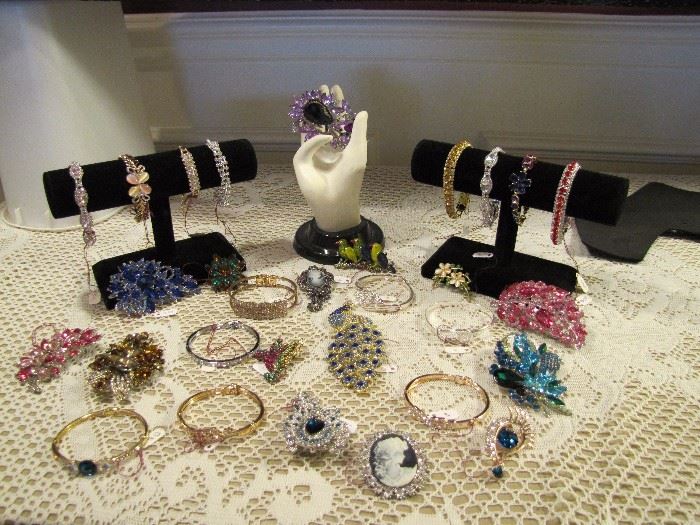 Vintage costume Jewelry