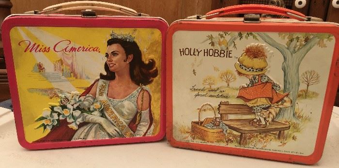 Vintage lunch boxes, no thermoses 