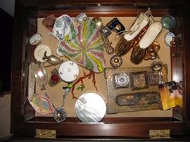 SELECTION OF QUALITY SMALLS, INCLUDING ADAM AND EVE SPOON, ENAMELED SPOON, VICTORIAN SHELL ITEMS, GREAT WOOD AND GLASS INKWELL AND VENNINI GLASS DISH