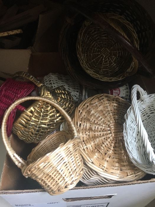 We have 5 boxes of all different sized baskets!