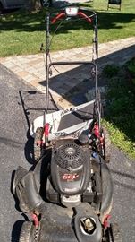 Craftsman mower with Honda engine and bagger