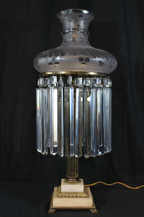 5 - Large sinumbra lamp with original shade and prisms, 31 in. T.