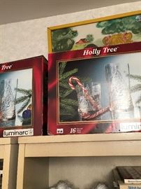 Holly Tree holiday glasses