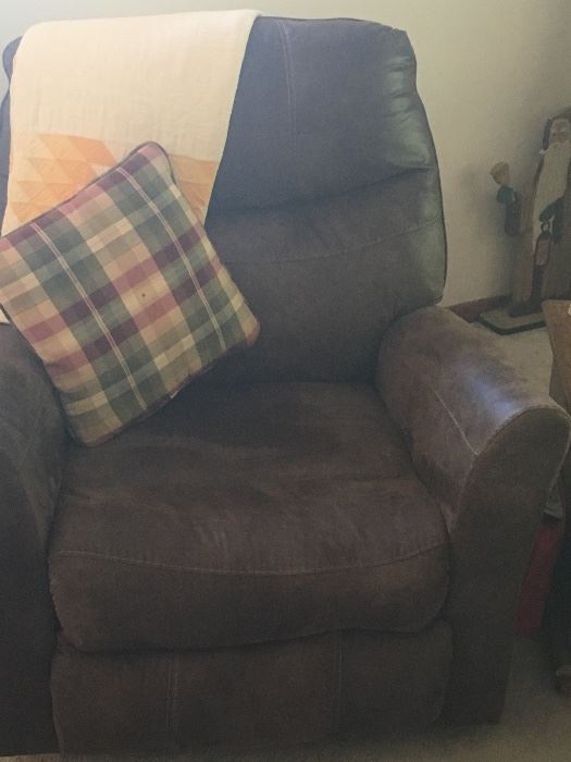 Great rocker with matching recliner loveseat