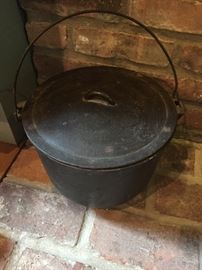cast iron pot
