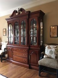 Gorgeous China Cabiner