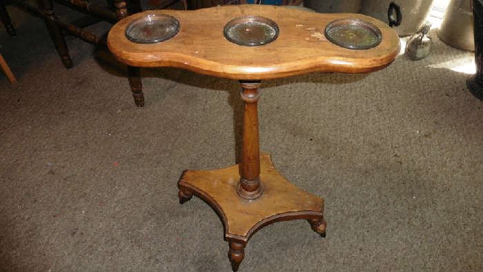Antique coaster table