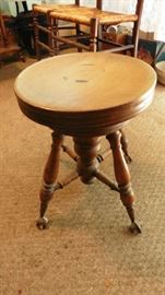 Antique piano stool - swivels