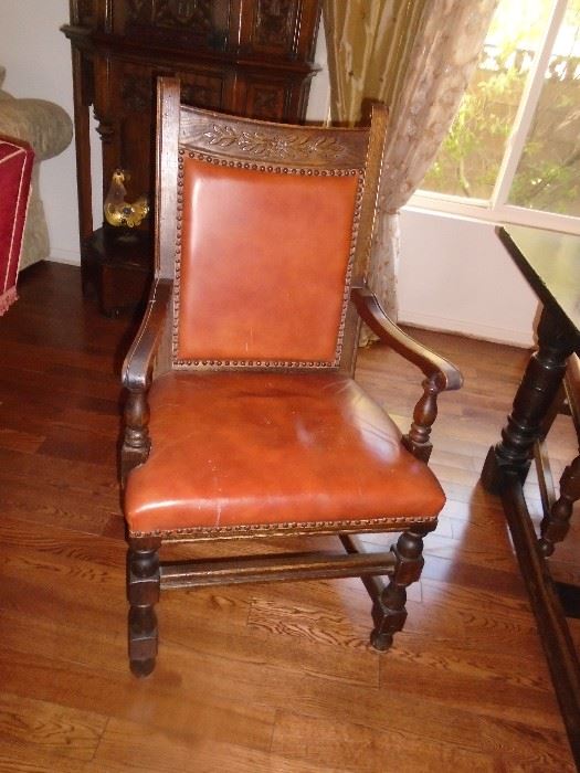 Leather arm chair 