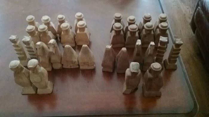 Peruvian Wood chess 