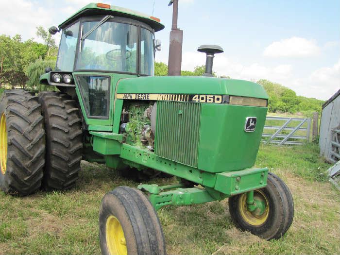 JD 4050/Duals 3419 hrs. sells w/owner conformation 