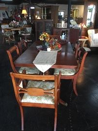 Duncan Phyfe table w/ 6 matching chairs