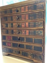 Unique "book" chest