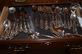 Silver Plate Flatware Set Great Condition