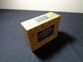 Overall of London Bridge piece. Excellent conversation piece....or paperweight.