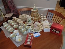 Big set of Lenox Bone China, holiday edition. Very, very nice condtion.