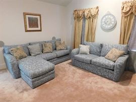 Broyhill sofa set