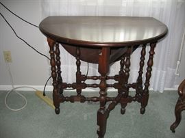 Walnut Gate Leg Table