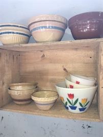 Fireking tulip bowl sets, crock bowls