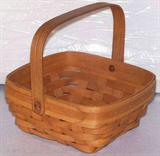 7 1/2 inch medium fruit with swing handles