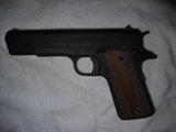 High Standard Mfg. Co. Modell 1911 45 Cal. ACP - Semi-Auto Includes 2 Clips and Hard Case - Less than one clip fired!