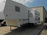 2006 Forrest River Cherokee Lite 285B - With Slide - Master Bedroom - EXTRA CLEAN - 2 Owners