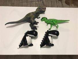 Zuny Dinosaur bookends and other miscellaneous dinosaurs