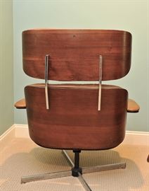 Plycraft Eames-style lounge chair an foot stool. c.1984