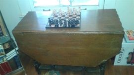 drop leaf table