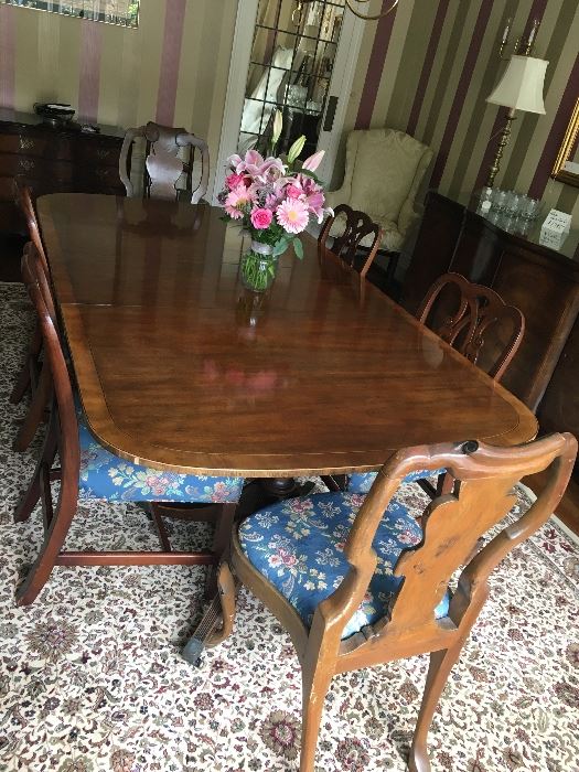 BAKER Dining Room Table w/6 Chairs