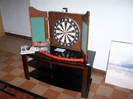 DART BOARD & TV STAND
