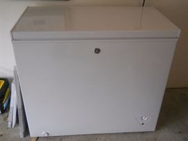 Chest freezer