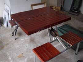 fold-up picnic table with carry case.