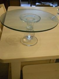 cake stand