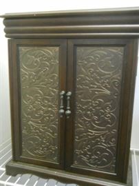 jewelry box, with jewelry