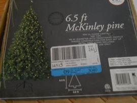 6.5 ft artificial christmas tree pre-lighted white lights