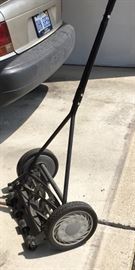 Push lawn mower