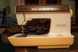 Singer Creative Touch sewing machine