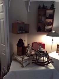 SOME OF THE DOLL  ACCESORIES 