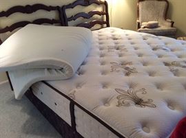 STEARNS AND FOSTER KING MATTRESS ! PERFECT CONDTION ! WONT LAST ! 💃💃💃💃💃