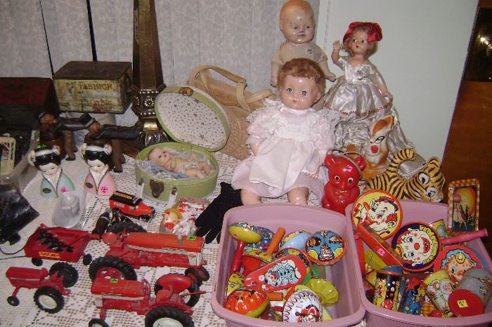 SOME OLD DOLLS--METAL TIN NOISE MAKERS AND SHAKERS--ACOUPLE HEAD VASES