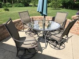 4 chair patio set with umbrella