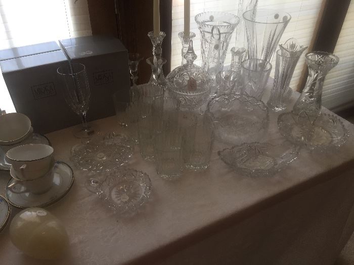 Crystal vases and glassware