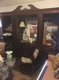 Entertainment Center / Lamps / Pictures