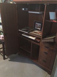 Computer Hutch/Cabinet