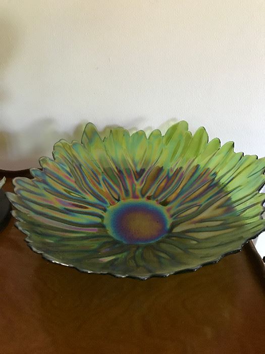 Large green daisy bowl