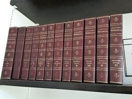SET OF BRITANNICA ENCYCLOPEDIAS