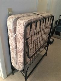 ROLL AWAY SINGLE BED